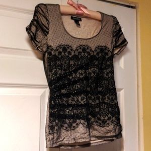 White House Black Market top XS, NWOT